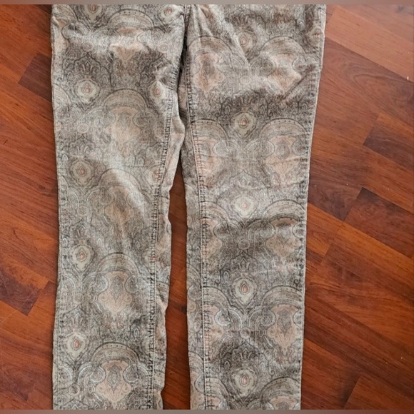 NWOT Beautiful Free People Paisley Corduroy Pants, size 30 - Picture 3 of 5